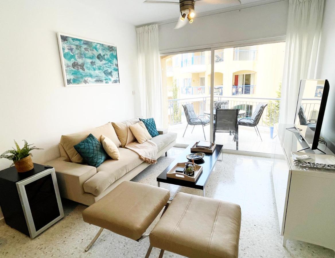 Direct Sea View & Quality Bed - Kings Palace 1 Bed Paphos ภายนอก รูปภาพ