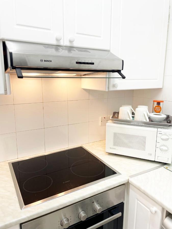 Direct Sea View & Quality Bed - Kings Palace 1 Bed Paphos ภายนอก รูปภาพ