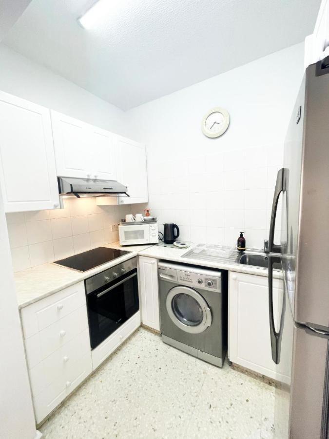 Direct Sea View & Quality Bed - Kings Palace 1 Bed Paphos ภายนอก รูปภาพ